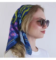 Платок Голубые и сиреневые цветы купить в интернет магазине подарков ПраздникШоп