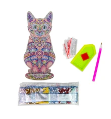Алмазная мозаика ПРЕМИУМ Котенок на подставке размером 30х30 см (BJP13) купить в интернет магазине подарков ПраздникШоп