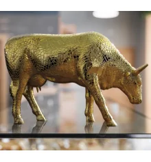 Коллекционная статуэтка коровы Mira Moo-Gold купить в интернет магазине подарков ПраздникШоп
