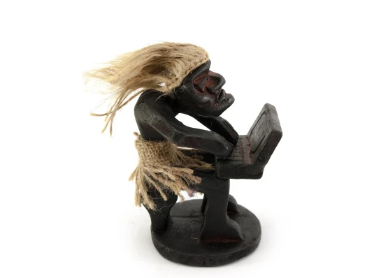 Папуас «Програмист» дерево (13.5×9×8 см) купить в интернет магазине подарков ПраздникШоп