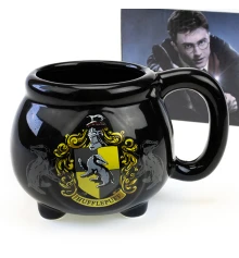 Кружка Гарри Поттер Котелок с гербом Пуфендуй купить в интернет магазине подарков ПраздникШоп