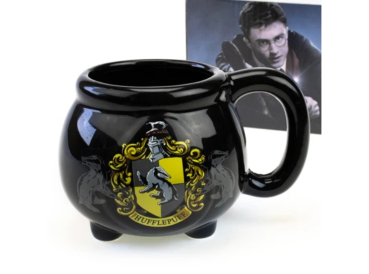 Кружка Гарри Поттер Котелок с гербом Пуфендуй купить в интернет магазине подарков ПраздникШоп
