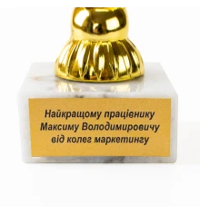 Индивидуальная печать №7 надписи на табличке пьедестала из камня 5 купить в интернет магазине подарков ПраздникШоп