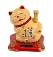 Кошка Манэки-нэко машущая лапами на солнечной батарее (7.5×6.7×7.1 см) купить в интернет магазине подарков ПраздникШоп