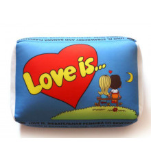 Подушка "Love is" купить в интернет магазине подарков ПраздникШоп
