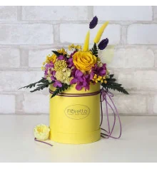 Букет з стабілізованих квітів "Сонячна посмішка", 20х25 см. купить в интернет магазине подарков ПраздникШоп