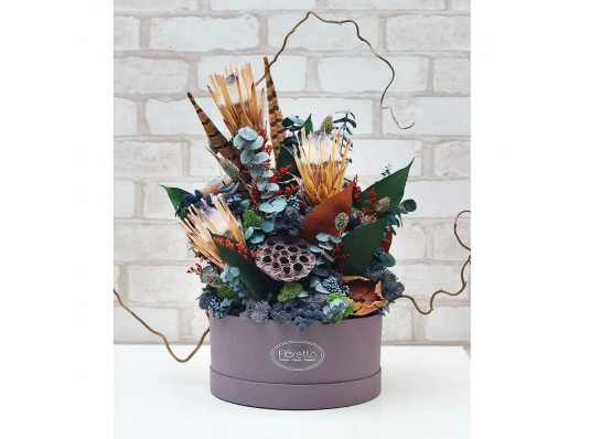 Букет з стабілізованих квітів "Елегантна гармонія", 30х60 см. купить в интернет магазине подарков ПраздникШоп
