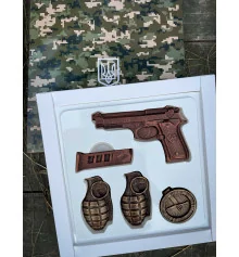 Шоколадний набір "Пістолет і гранати" купить в интернет магазине подарков ПраздникШоп