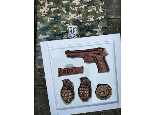 Шоколадный набор "Пистолет и гранаты" купить в интернет магазине подарков ПраздникШоп