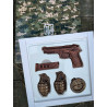 Шоколадный набор "Пистолет и гранаты"