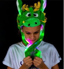 Шапка дракона с подсветкой и поднимающимися ушами купить в интернет магазине подарков ПраздникШоп