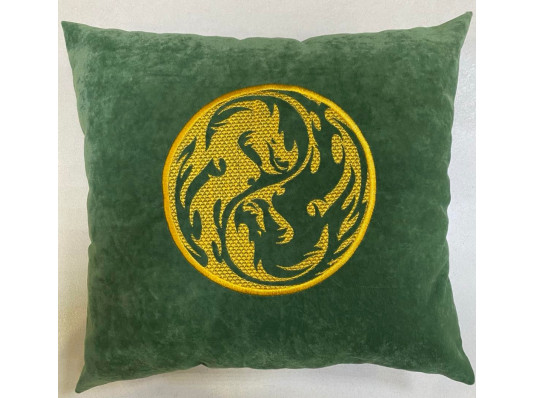 Подушка «Год дракона», 5 цветов купить в интернет магазине подарков ПраздникШоп