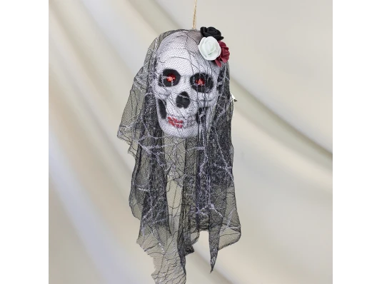 Декор подвесной череп Дева в монтилье 13809 (черный с белым) купить в интернет магазине подарков ПраздникШоп