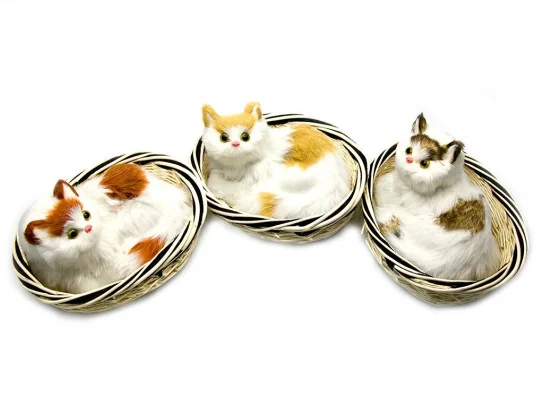 Кошка в корзинке в автомобиль (22×17×10.5 см) купить в интернет магазине подарков ПраздникШоп