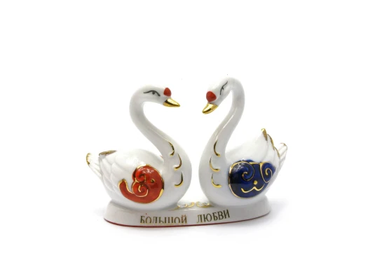 Лебеди пара фарфор (13.5×9×4.5 см) купить в интернет магазине подарков ПраздникШоп