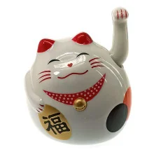 Кошка Манэки-нэко машущая лапой пластик (9×8×7.5 см) (батарейки в комплект не входят) купить в интернет магазине подарков ПраздникШоп