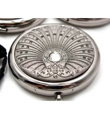 Зеркальце косметическое «Узор с камнями» «хром» (d-7 см) (в коробке + чехольчик) купить в интернет магазине подарков ПраздникШоп