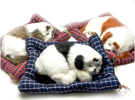 Щенок спящий на коврике в автомобиль (34×26×7 см) купить в интернет магазине подарков ПраздникШоп