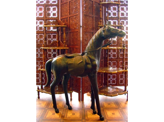 Конь кожа (36") (106×93×26 см) купить в интернет магазине подарков ПраздникШоп