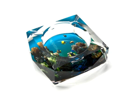 Пепельница стеклянная многогранная «Море» (9.5×9.5×4 см) купить в интернет магазине подарков ПраздникШоп