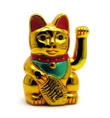 Кошка Манэки-нэко машущая лапой пластик (180 мм x 130 мм x 90 мм) купить в интернет магазине подарков ПраздникШоп