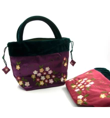 Сумочка с вышивкой (26×26×11 см) купить в интернет магазине подарков ПраздникШоп