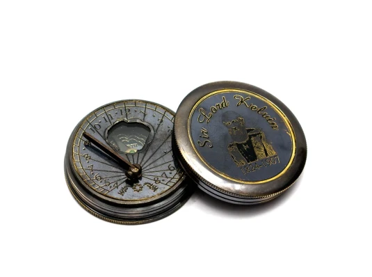 Часы солнечные с компасом (5×5×1.5 см) купить в интернет магазине подарков ПраздникШоп