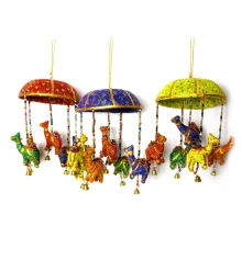 Подвеска с колокольчиком «Верблюды» ткань (35×13×13 см) купить в интернет магазине подарков ПраздникШоп