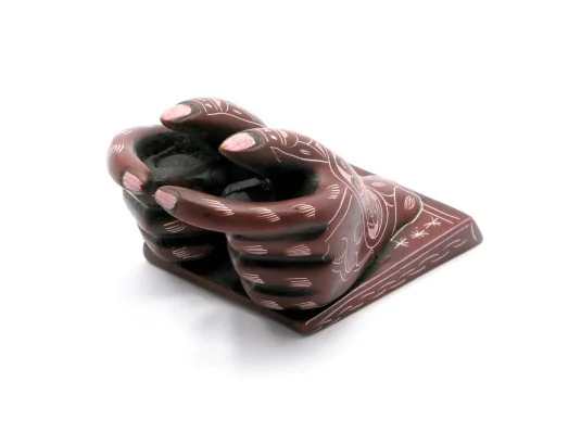 Подставка под визитки «Руки» (11×10×6.5 см) купить в интернет магазине подарков ПраздникШоп