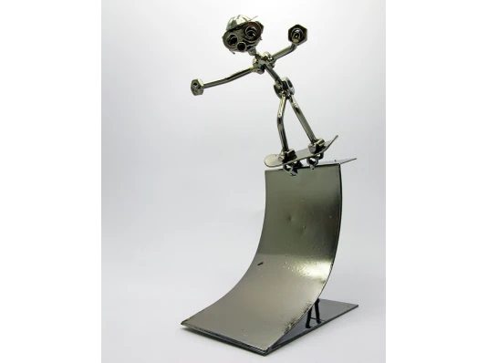Техно-арт «Скейтбордист» металл (26×13×13 см) купить в интернет магазине подарков ПраздникШоп