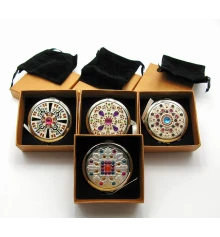 Зеркальце косметическое «Орнамент с камнями» (в коробке + чехольчик) купить в интернет магазине подарков ПраздникШоп