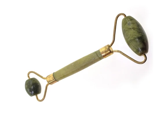 Массажер нефритовый двойной валик с ручкой в футляре (14.5×5.5×2 см) купить в интернет магазине подарков ПраздникШоп