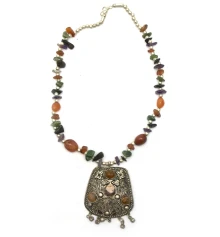 Ожерелье с каменьями агата и кулоном «Трапеция» купить в интернет магазине подарков ПраздникШоп