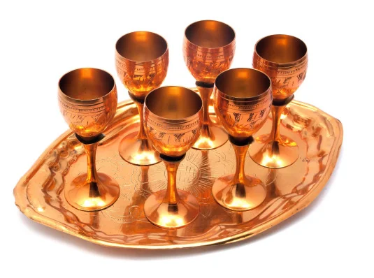 Рюмки бронзовые на подносе«Медь» (h-11.5 см) (поднос 30×21 см) купить в интернет магазине подарков ПраздникШоп