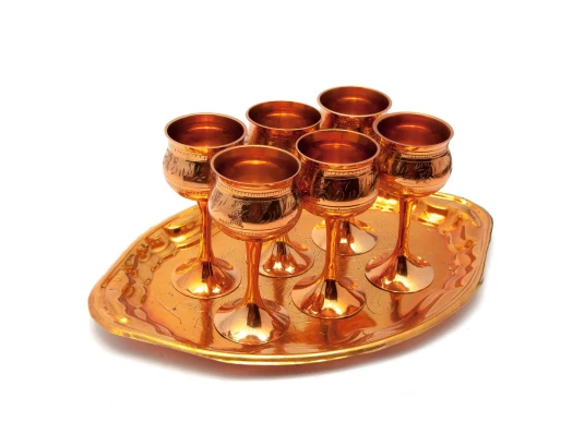 Рюмки бронзовые на подносе «Медь» (н-р 6 шт.) (h-13 d-5.5 см)(80мл) (поднос 30×20×1 см) купить в интернет магазине подарков ПраздникШоп