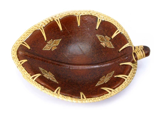 Блюдо терракотовое «Лист» (25×20×6 см) купить в интернет магазине подарков ПраздникШоп