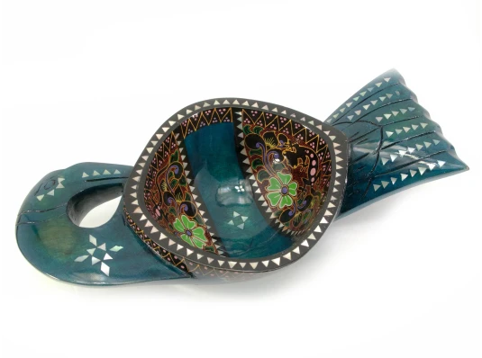 Братина «Птица» из цельного дерева инкрустированная перламутром (34×16.5×6 см) купить в интернет магазине подарков ПраздникШоп