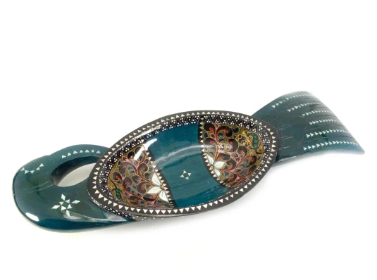 Братина «Птица» из цельного дерева инкрустированная перламутром (34×16.5×6 см) купить в интернет магазине подарков ПраздникШоп