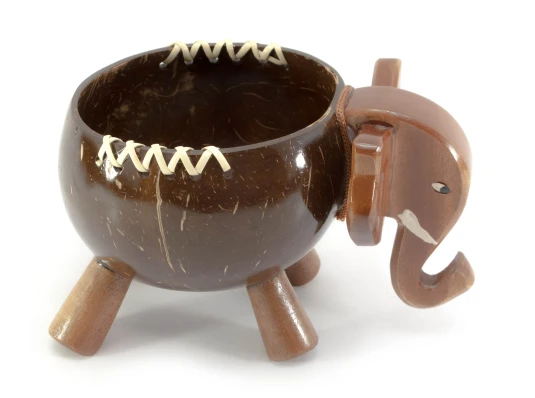 Блюдо из кокоса «Слон» (15.5×11.5×10.5 см) купить в интернет магазине подарков ПраздникШоп