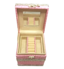 Шкатулка для бижутерии светло розовая (12.5×12.5×12.5 см) купить в интернет магазине подарков ПраздникШоп
