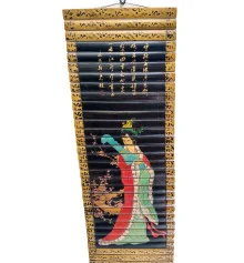 Панно бамбуковое «Девушка с лютней» (24×65 см) купить в интернет магазине подарков ПраздникШоп