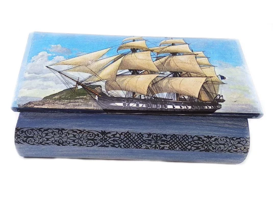 Шкатулка «Парусник» массив дерева (21.5×11.5×7 см) купить в интернет магазине подарков ПраздникШоп