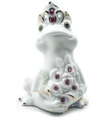 Статуэтка Лягушка царевна белая фарфор (11×8×8 см) купить в интернет магазине подарков ПраздникШоп