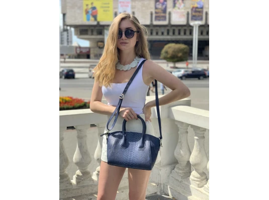 Сумочка из кожи питона (37×37×17 см) синяя купить в интернет магазине подарков ПраздникШоп