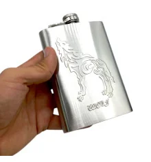Фляга из нерж.стали «Волк» (230 мл) (13.5×10×2 см) купить в интернет магазине подарков ПраздникШоп