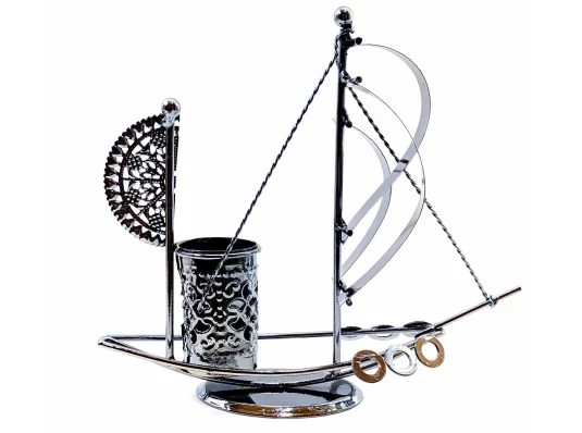 Техно-арт подставка под ручки «Парусник» металл (17×20×5.5 см) A купить в интернет магазине подарков ПраздникШоп