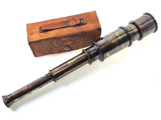 Подзорная труба в кожаном чехле (труба h-41 d-5 см чехол 15×5×6 см) купить в интернет магазине подарков ПраздникШоп