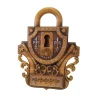 Панно «Замок с ключами», (30×22×2.2 см)массив дерева, резная, покрыта патиной, эмалями и лаком