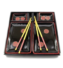 Сервиз для суши «Иероглифы на черном фоне» (2 персоны) (28×28.3×3.5 см) Q купить в интернет магазине подарков ПраздникШоп