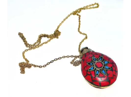 Аромакулон «Солнце» бронзовый инкрустирован бирюзой и кораллами (5.5×4.5×2 см) купить в интернет магазине подарков ПраздникШоп